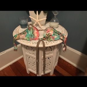 Victoria’s Secret Wrap around bikini top